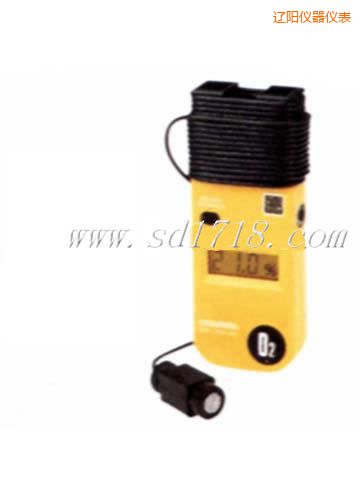 �|���������x